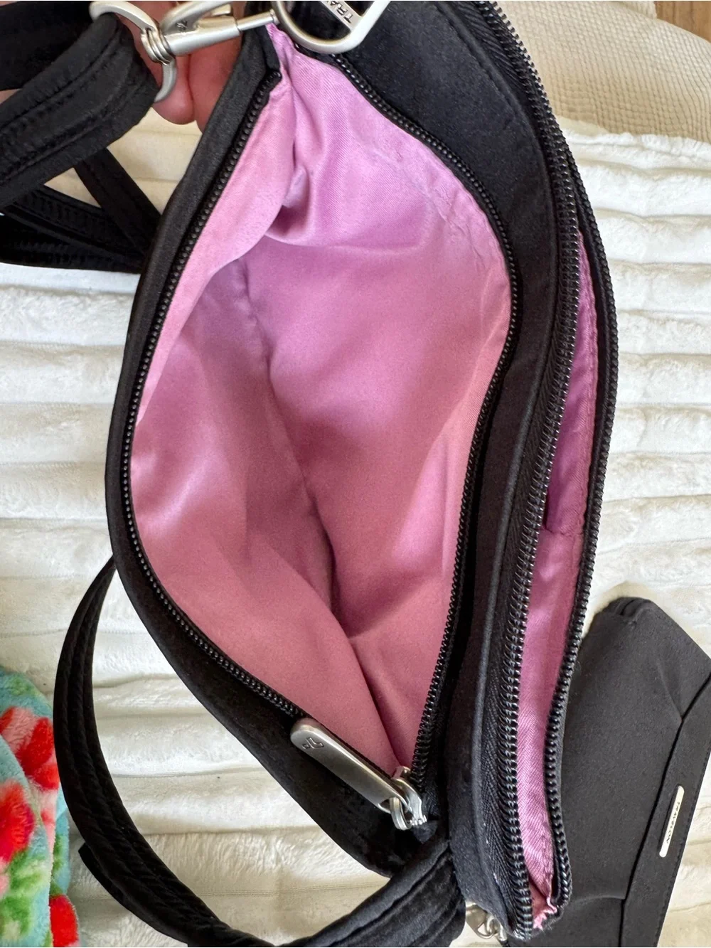 Travelon simple functional